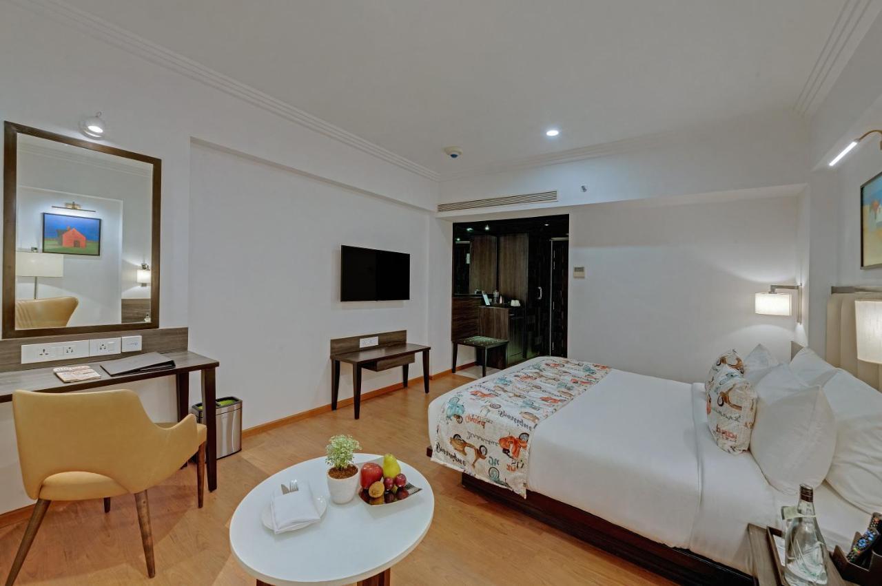 The Fern Residency Turbhe Hotel Navi Mumbai Exterior photo
